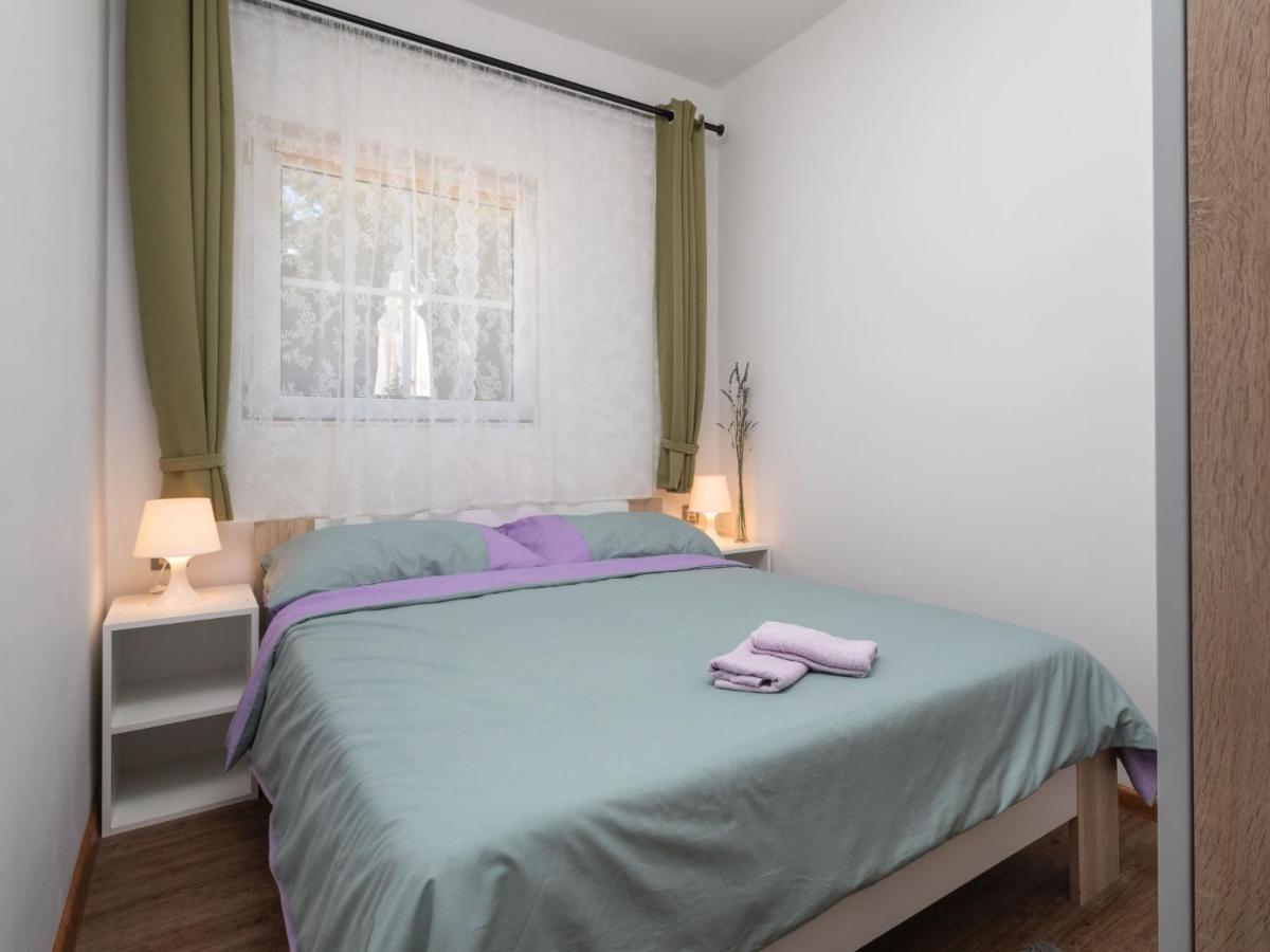 Holiday Home Mikac - Mlk136 By Interhome Dobrinj Eksteriør billede