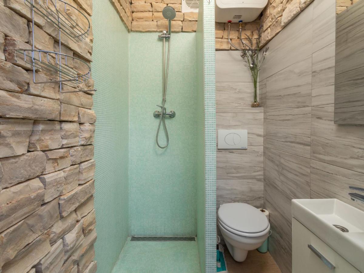 Holiday Home Mikac - Mlk136 By Interhome Dobrinj Eksteriør billede
