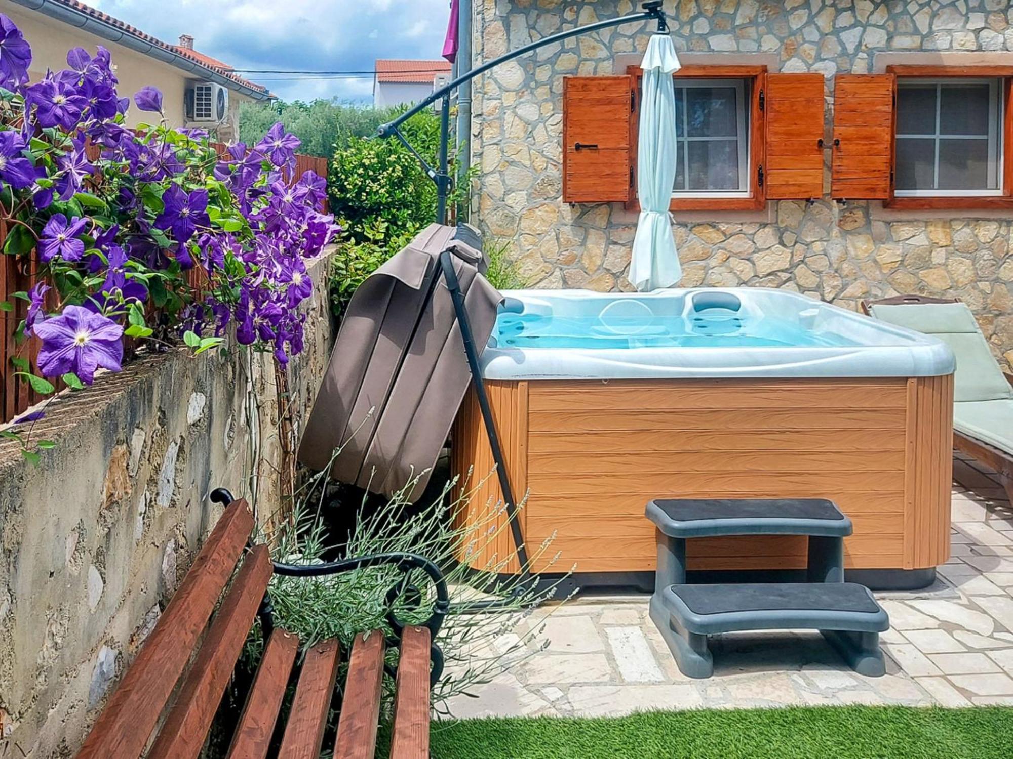 Holiday Home Mikac - Mlk136 By Interhome Dobrinj Eksteriør billede